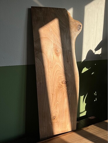 1m ye 50 cm ceviz ağacından raf