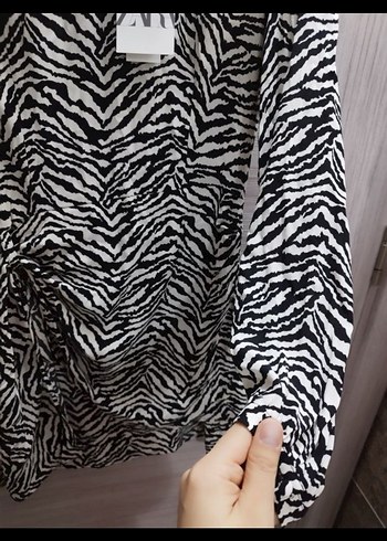 s Beden Zara Zebra Desenli Uzun Kollu Mini Elbise
