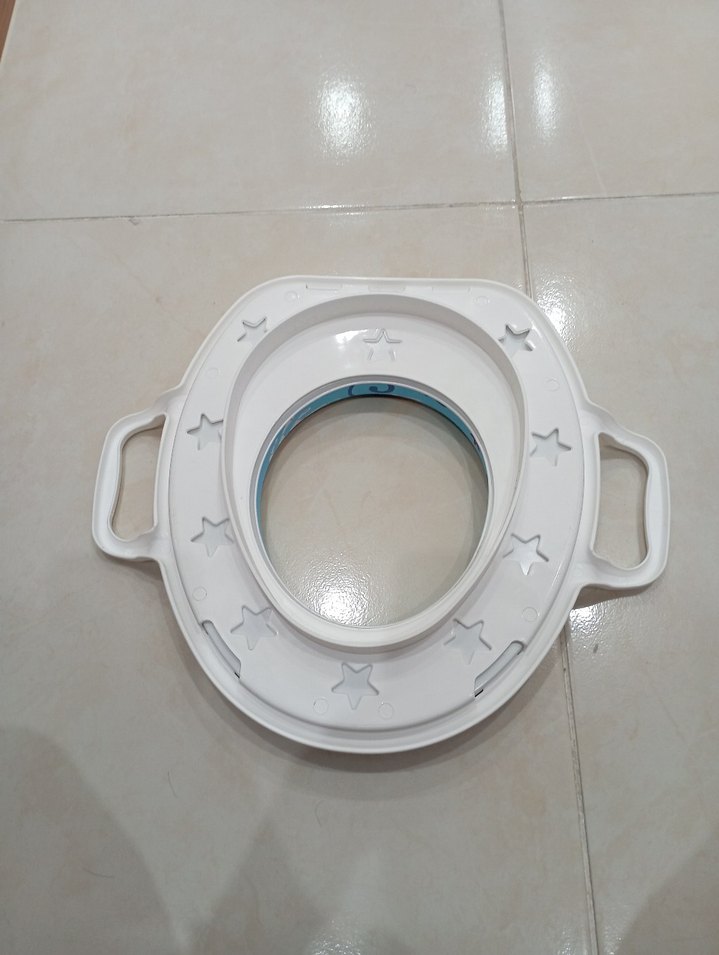 Renkli Çocuk Tuvalet Adaptörü ebebek ten alındı kullanılmamıştır - Görsel 3