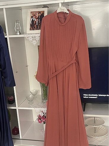 Şifon kemerli tesettür abiye - Görsel 5