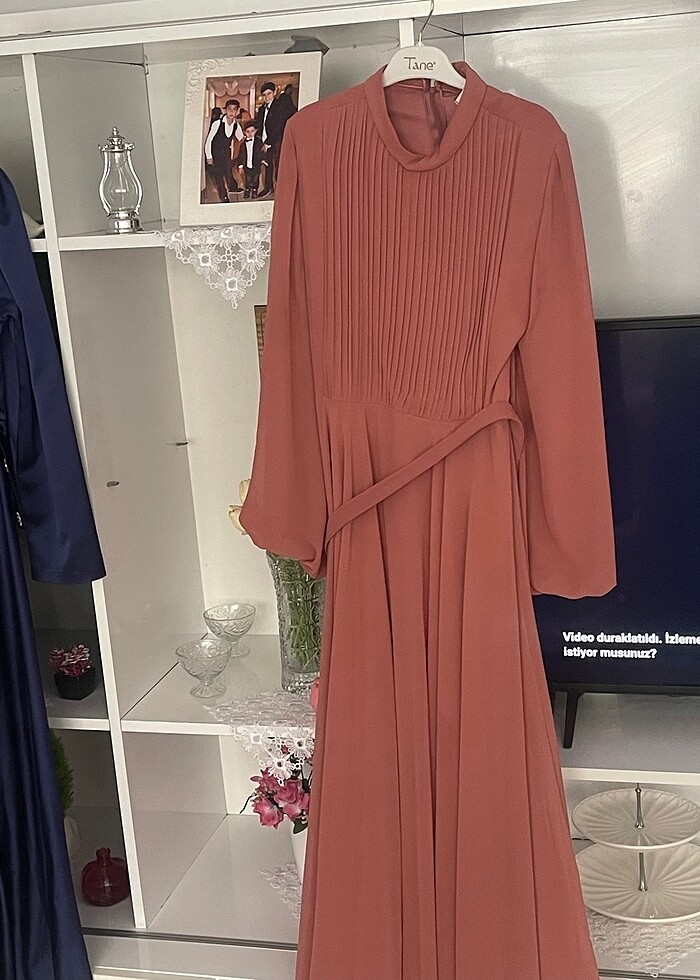 Şifon kemerli tesettür abiye - Görsel 5