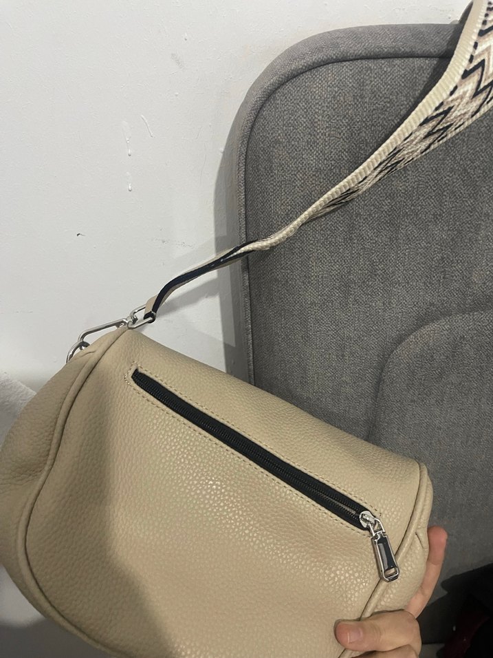 Bej Deri Kadın Çapraz Çanta - Görsel 4