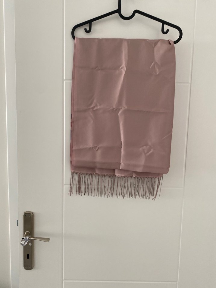 Pembe Dökümlü İpek Şal - Görsel 2