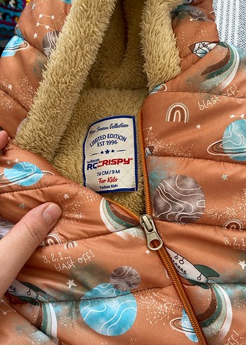 Kahverengi Kapüşonlu Bebek Tulum - Görsel 3