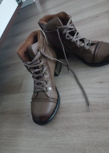 Gri Süet Dolgu Topuklu Kadın Bot - Görsel 7