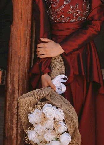 Koyu Kırmızı Drapeli Uzun Abiye Elbise - Görsel 6