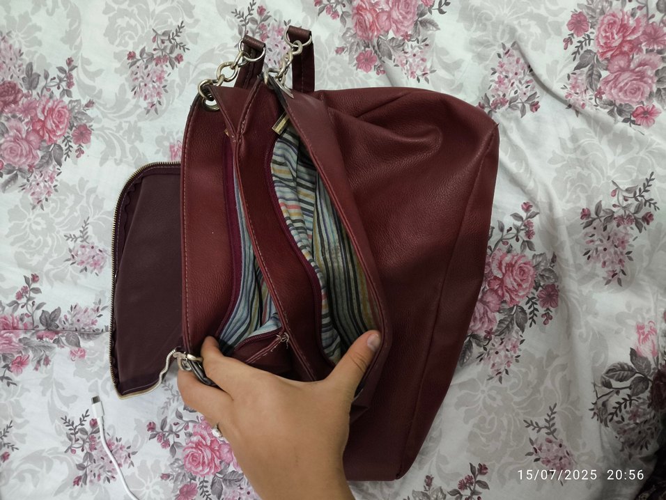 Bordo Deri Fermuarlı Kadın Çantası - Görsel 3