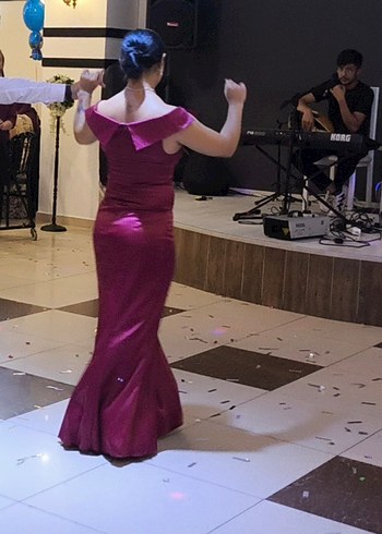 Bordo Uzun Drapeli Kadın Abiye Elbise - Görsel 7