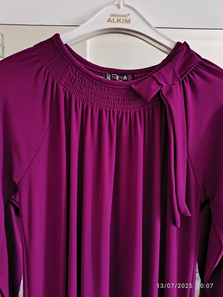 Diger Mor Uzun Drapeli Kadın Elbise - Görsel 2