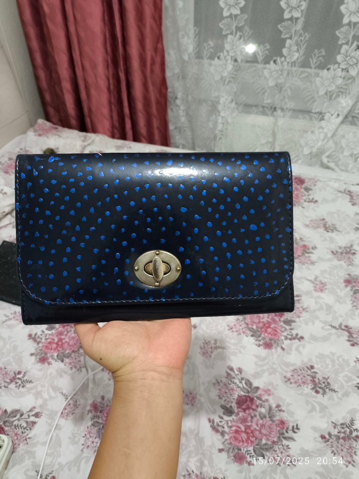 Mavi Baskılı Deri Vintage Tokalı Kadın Portföyü - Görsel 2