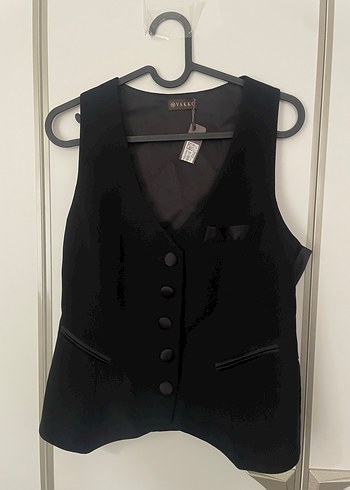 Siyah Düğmeli Kolsuz Tuxedo Ceket - Görsel 2