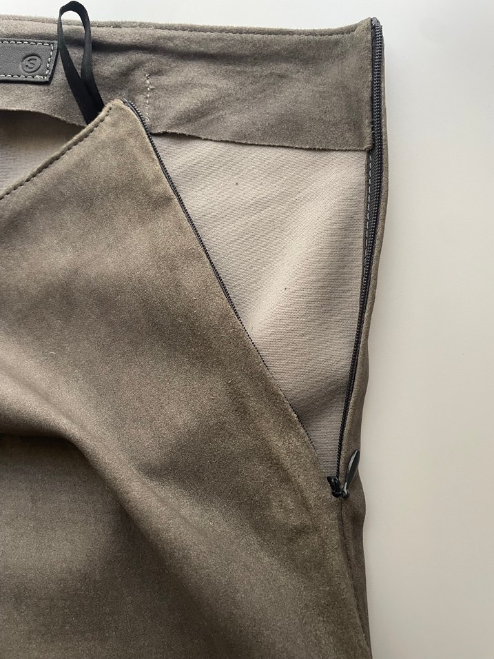 Bej Kadın Süet Kemerli Midi Kumaş Pantolon - Görsel 3