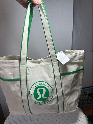  Beden beyaz Renk Lululemon tote bag 20 lt