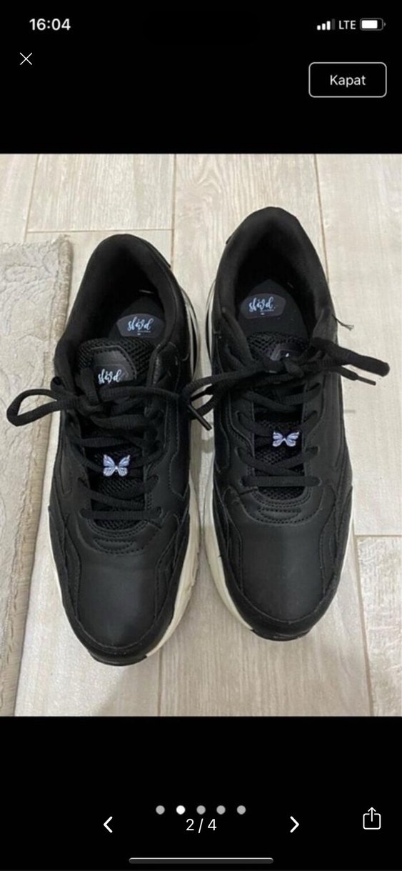 BERSHKA Siyah Kelebek Detaylı Spor Ayakkabı - Görsel 2