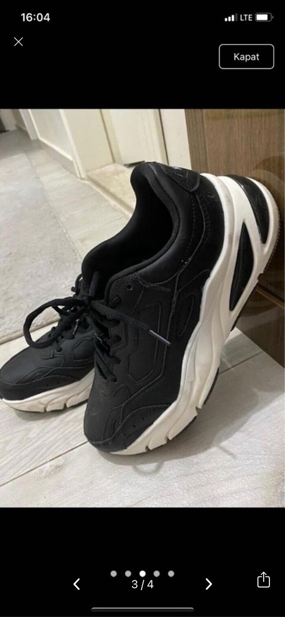 BERSHKA Siyah Kelebek Detaylı Spor Ayakkabı - Görsel 3