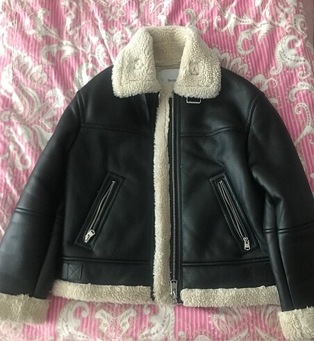 bershka mont