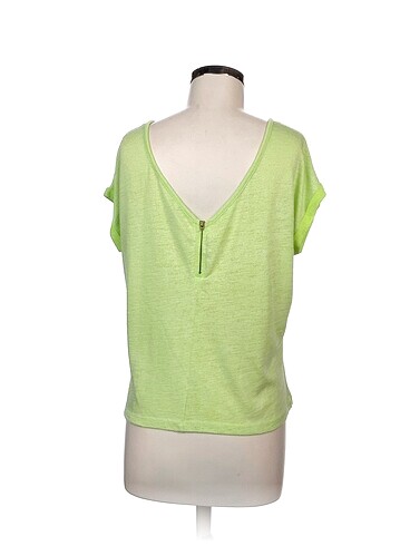l Beden Stradivarius Bluz %70 İndirimli.