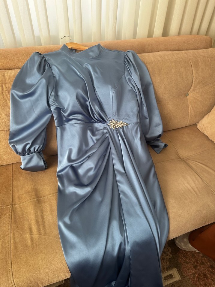 Bebe mavisi Uzun Drapeli Kadın Abiye Elbise - Görsel 2