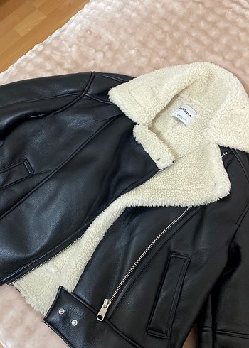 Bershka İçi Suni Kürklü Deri Ceket