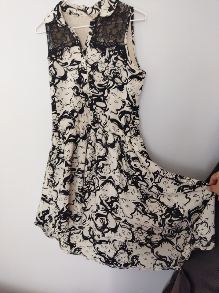 Düğmeli, V Yaka, Desenli Kadın Elbise - Görsel 3