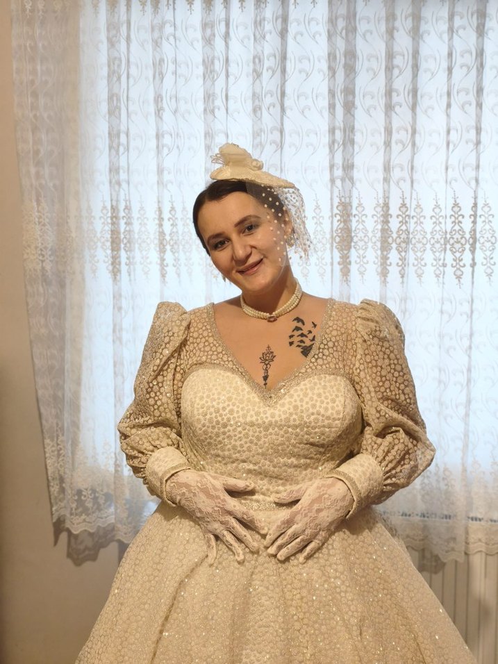 Krem Vintage Prenses Gelinlik Uzun Kollu - Görsel 2