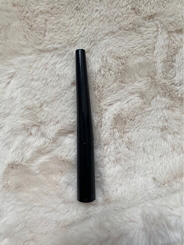 Note eyeliner