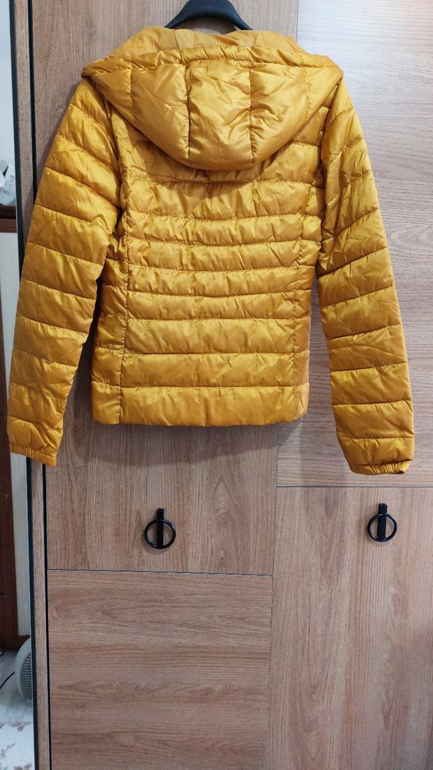 Sarı Kadın Kısa Şişme Mont - Görsel 2