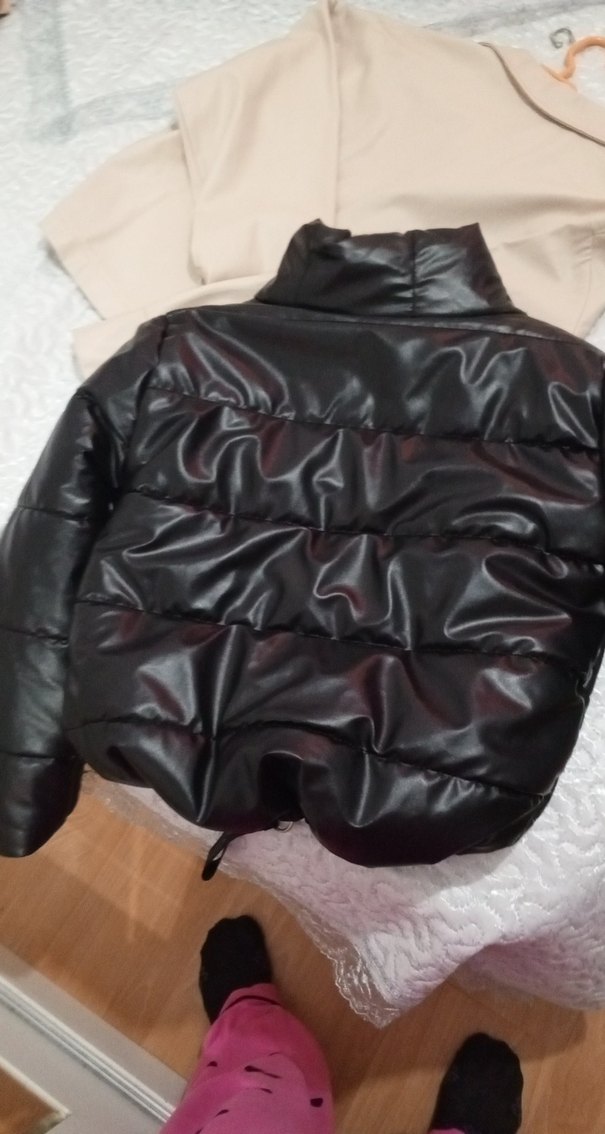 Siyah Deri Fermuarlı Kısa Kadın Mont - Görsel 2