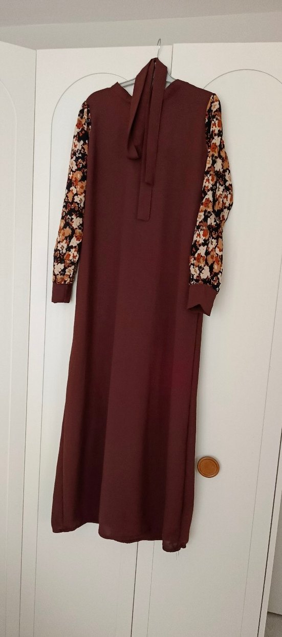 Uzun Kol, Yüksek Yakalı Kahverengi Kadın Elbise - Görsel 2