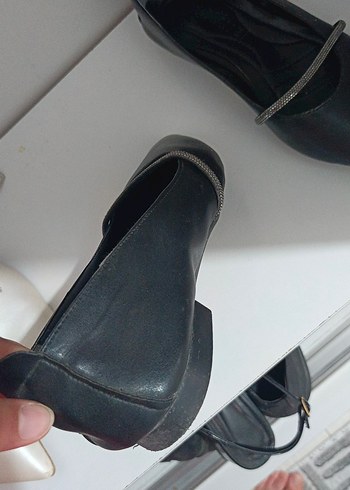 Klasik Siyah Tokalı Topuklu Kadın Babet - Görsel 4