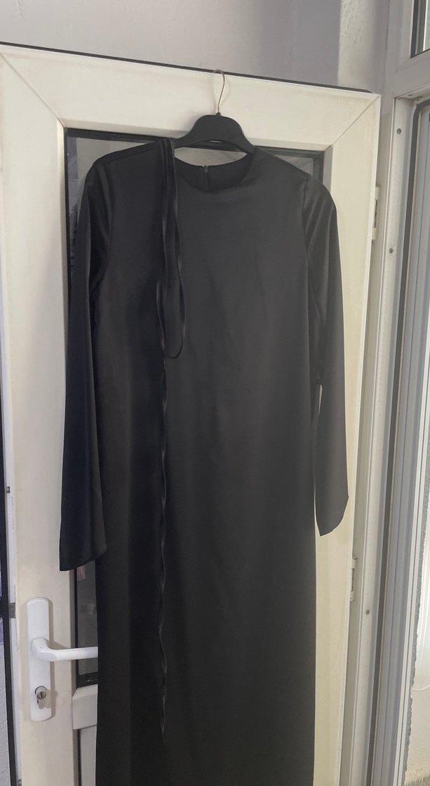 Drapeli Yandan Bağlama Detaylı Siyah Uzun Kadın Mezuniyet Elbise - Görsel 5