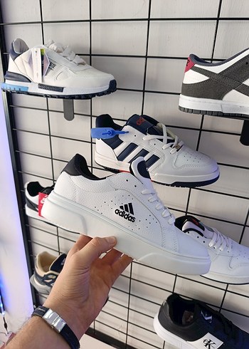 Beyaz Adidas Erkek Spor Ayakkabı Velcro