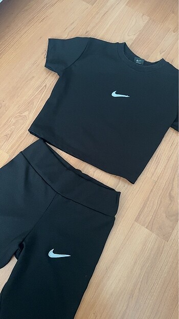 tayt crop