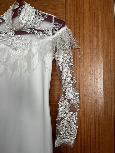 Beyaz nikah elbisesi