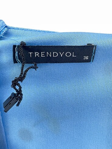 36 Beden mavi Renk Trendyol & Milla Kısa Elbise %70 İndirimli.