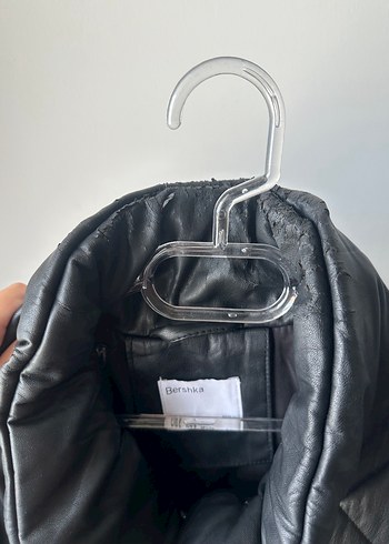 Bershka Bershka Şişme Siyah Deri Kadın Mont