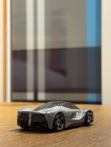  Beden HOTWHELSS KOLEKSİYONLUK LA FERRARİ