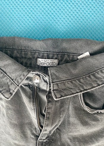 Gri Düğmeli Kadın Denim Pantolon