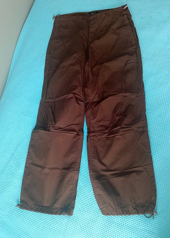 Kahverengi Bol Kesim Beli Paçaları Lastikli Paraşüt Pantolon