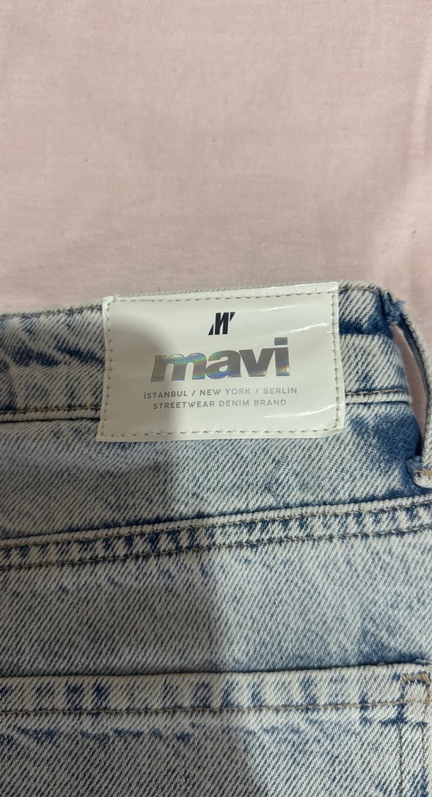 Yırtık bol mavi jean - Görsel 4