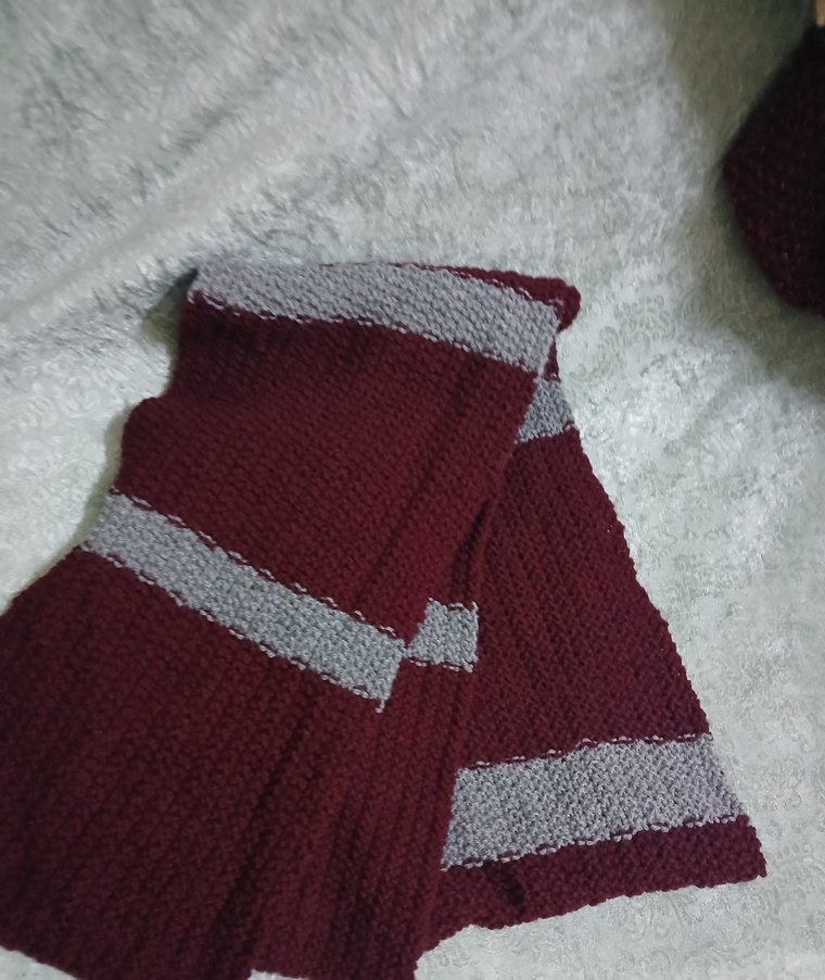 Bordo ve Gri Örgü Kadın atkı - Görsel 2