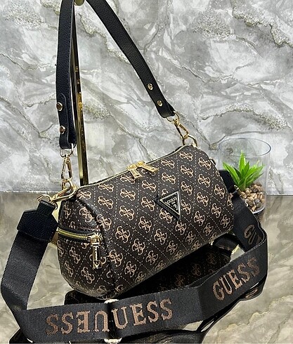 Beden çeşitli Renk Guess Speedy Best