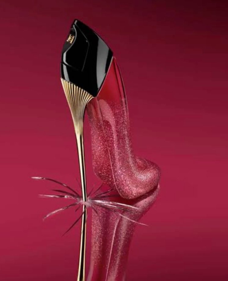 Carolina Herrera Very Good Girl Kadın Parfümü 80 ml - Görsel 2