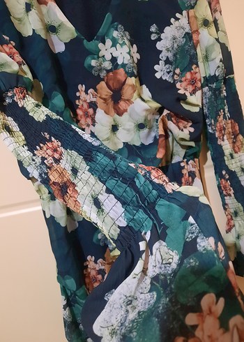 Çiçek Desenli V Yaka Bohem Elbise - Görsel 2