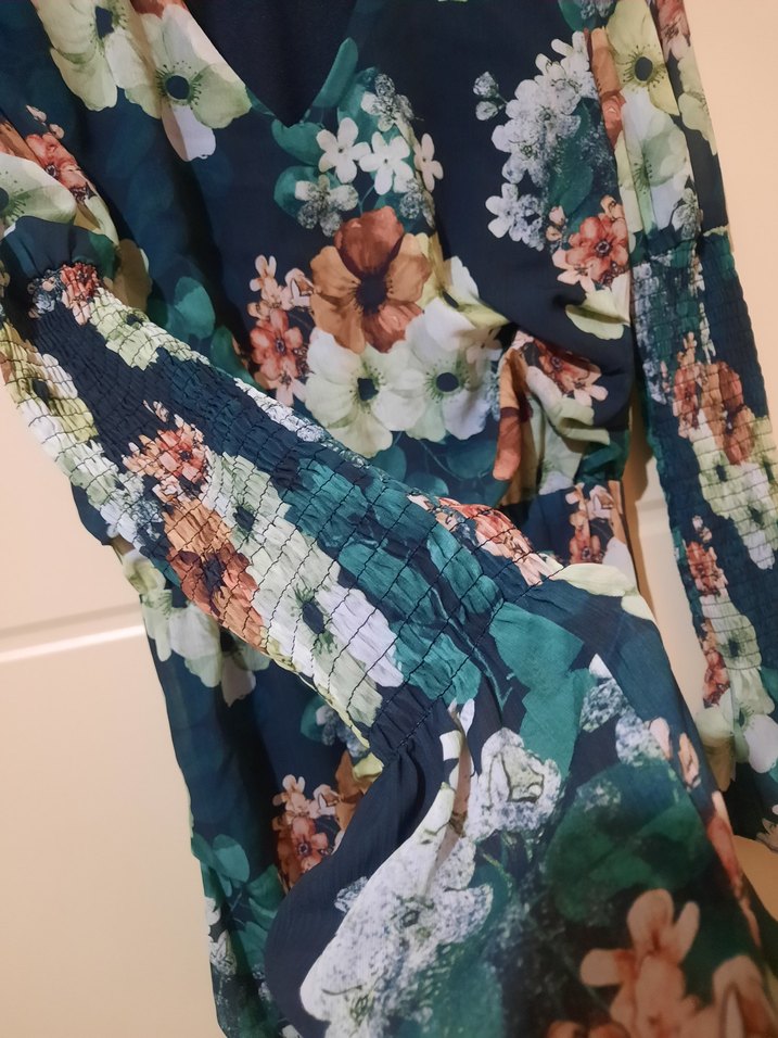 Çiçek Desenli V Yaka Bohem Elbise - Görsel 2