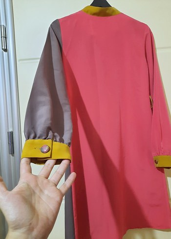 Düğmeli Uzun Kollu Renkli Kadın Tunik - Görsel 4