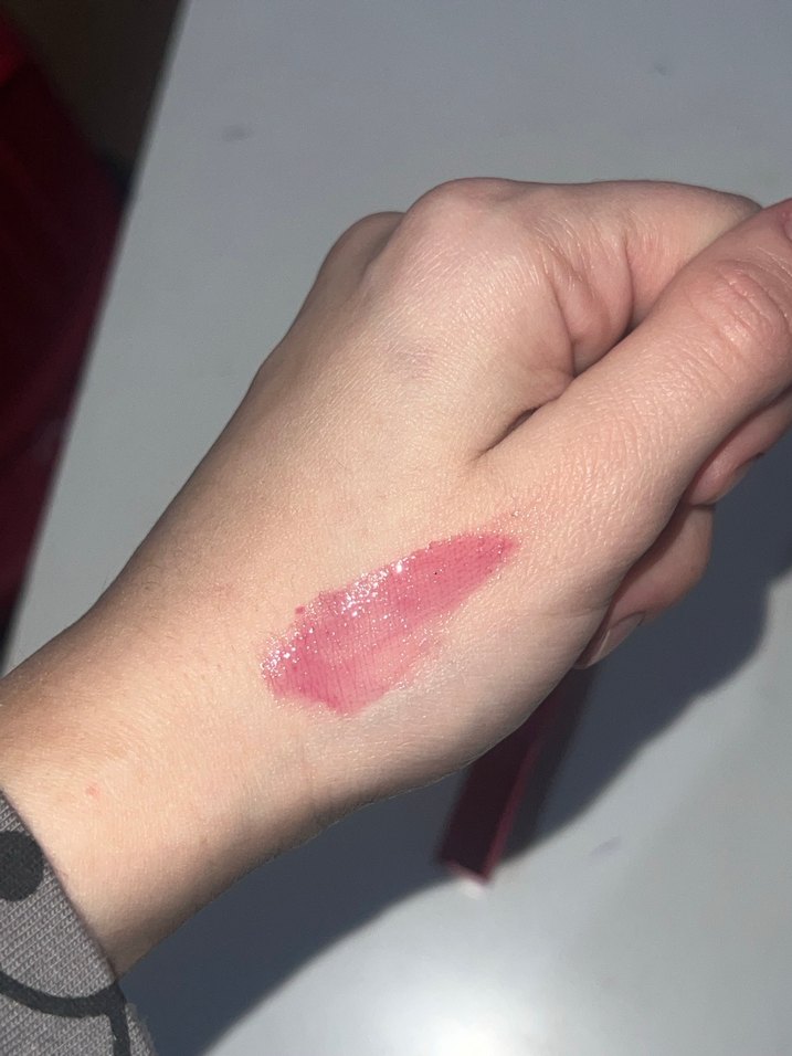 Essence Parlak Pembe Dudak Parlatıcısı - Görsel 3