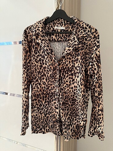 Leopar gömlek