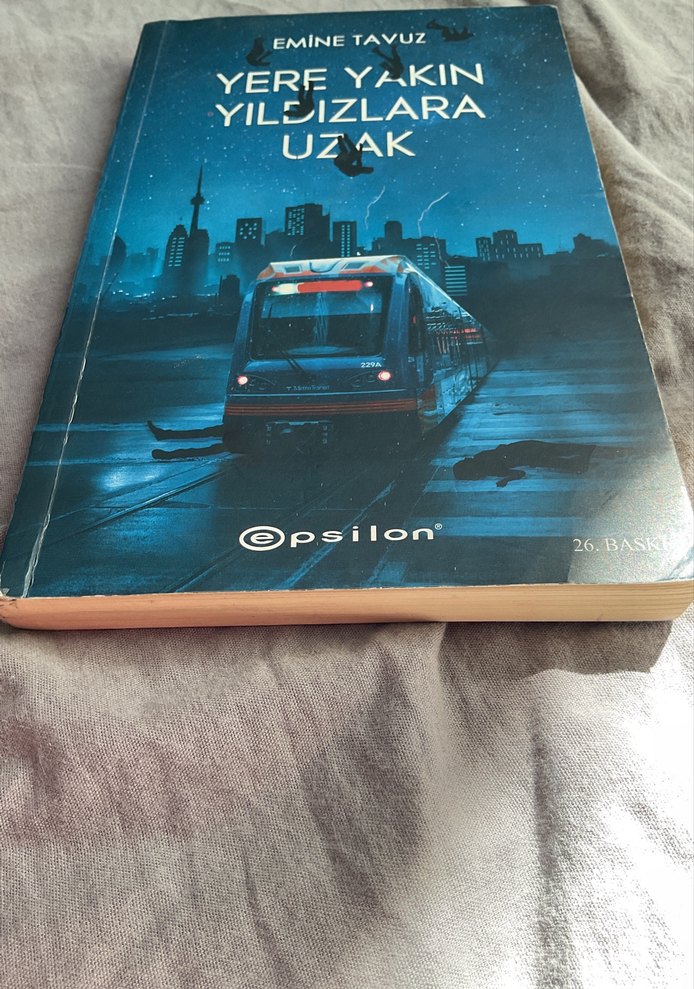 Yere Yakın Yıldızlara Uzak - Emine Tavuz - Görsel 4