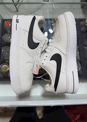 Nike Air Force 1 Siyah Beyaz